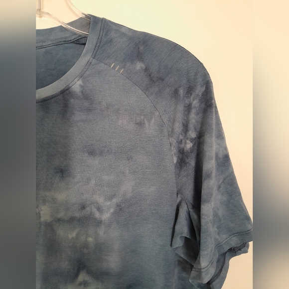 Lululemon Always Agile Short SleeveDiamond Dye True Navy Chambray size M - Picture 5 of 12